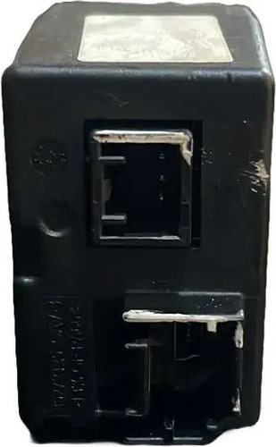 Entrada Usb Auxiliar Fiat Toro 2022 2023 - 68381663aa Preto - Imagem 2