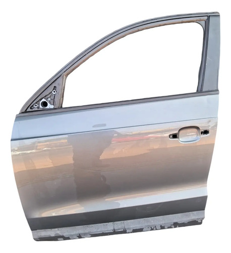 Porta Dianteira Esquerda Audi Q3 Original Detalhe Dianteira Esquerdo Cinza-escuro