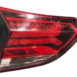 Lanterna Traseira Esquerda Led Tampa Tracker 2021 Esquerdo/motorista Vermelho