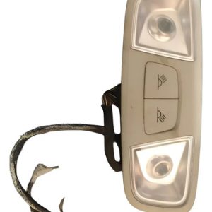 Lanterna Teto Cortesia Audi A1 A3 Q3 8v0947111a Original