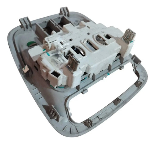 Luz Teto Cortesia Chevrolet Tracker 2020 2021 2022 2023 2024 - Imagem 5