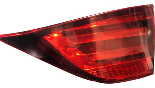 Lanterna Tampa Traseira Direita Bmw X1 6cc 2011 Direito/passageiro Vermelho