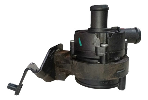 Bomba Agua Auxiliar Volkswagen Passat 2016/2021 5q0965567h