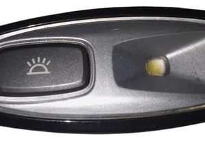 Luz Cortesia Teto Lado Direito Hyundai Azera 2011/17