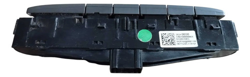 Botão Trava Alerta Off Gm Tracker 2023 1.2 Turbo 26211382 Preto - Imagem 4