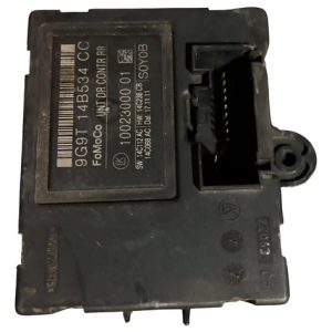 Modulo Porta Tras Dir Volvo Xc60 2.0 09 A 12 18pinos Fino 4g Preto