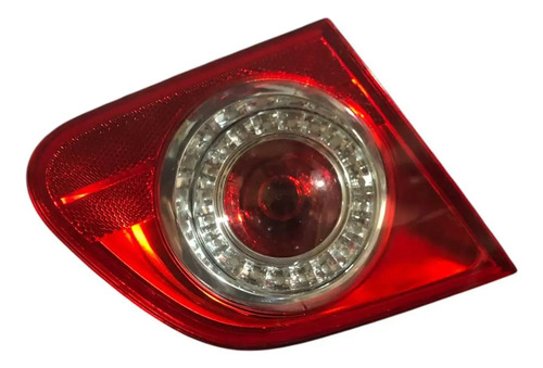 Lanterna Tampa Traseira Esquerda Passat 2008 2009 2010 Usado Esquerdo/motorista Vermelho