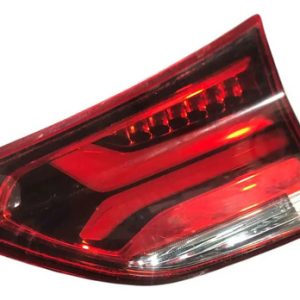 Lanterna Traseira Direita Chevrolet Tracker 26313442 Direito/passageiro Vermelho
