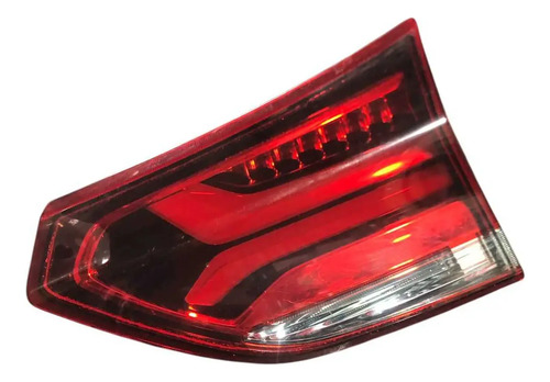 Lanterna Traseira Direita Chevrolet Tracker 26313442 Direito/passageiro Vermelho