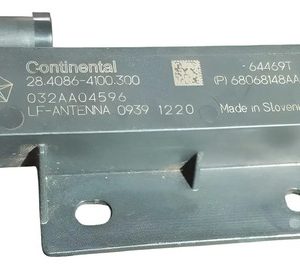 Receptor De Antena De Entrada Fiat 500x 68068148aa 64469t Preto