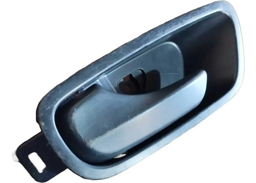 Maçaneta Interna Traseira Esquerda Fiat Uno 2016 2020 Preto Preto Traseira - Imagem 2
