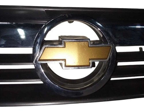 Grade Dianteira Chevrolet Corsa Montana 2003 2010 Preto Liso - Imagem 2