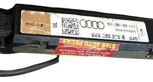 Antena Amplificadora Audi A3 Sedan 2013 A 16 8v5035225b Bege Preto
