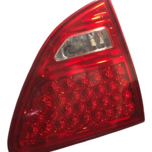 Lanterna Tampa Esquerdo Hyundai Vera Cruz 2007 A2012  Direito/passageiro Vermelho