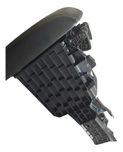 Apoio Braço Console Central Tracker Premier 2020 Original Pr Preto - Imagem 2