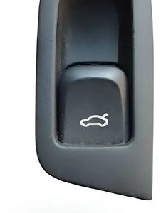 Botão Abertura Porta Malas Audi Q3 2017 8u1859829a C289