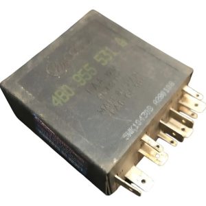 Modulo Relé Temporizador Golf Audi 00/06 4b0955531a Preto