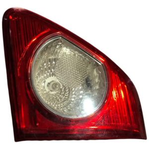 Lanterna Tampa Direita Corolla 2008/2011 8158002230 Direito/passageiro Vermelho