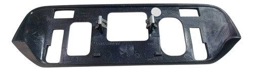 Moldura Painel Multimidia Cla 200 A1176800207 Preto - Imagem 5